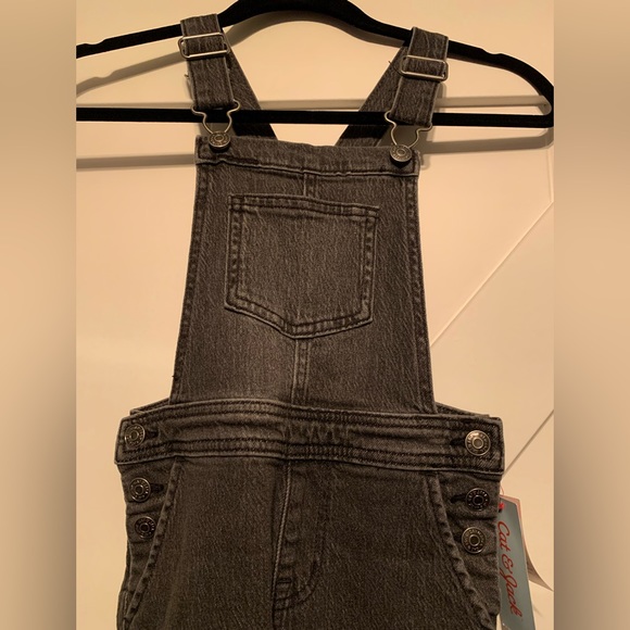 NWT Cat & Jack Black Denim Overalls Kids Size Small 6/6X - Picture 2 of 10